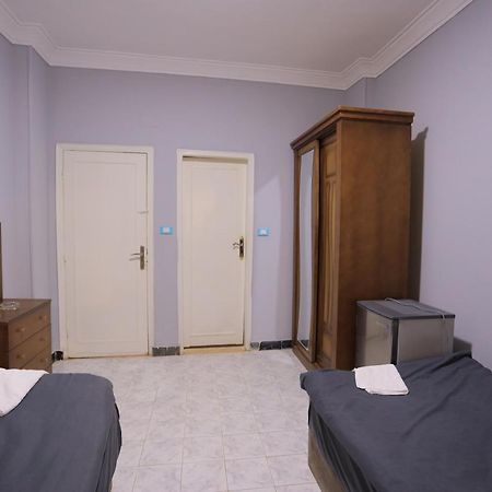 Three Golden Pyramids Bed and Breakfast El El Cairo Exterior foto