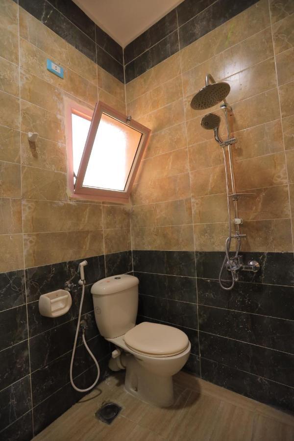 Three Golden Pyramids Bed and Breakfast El El Cairo Exterior foto