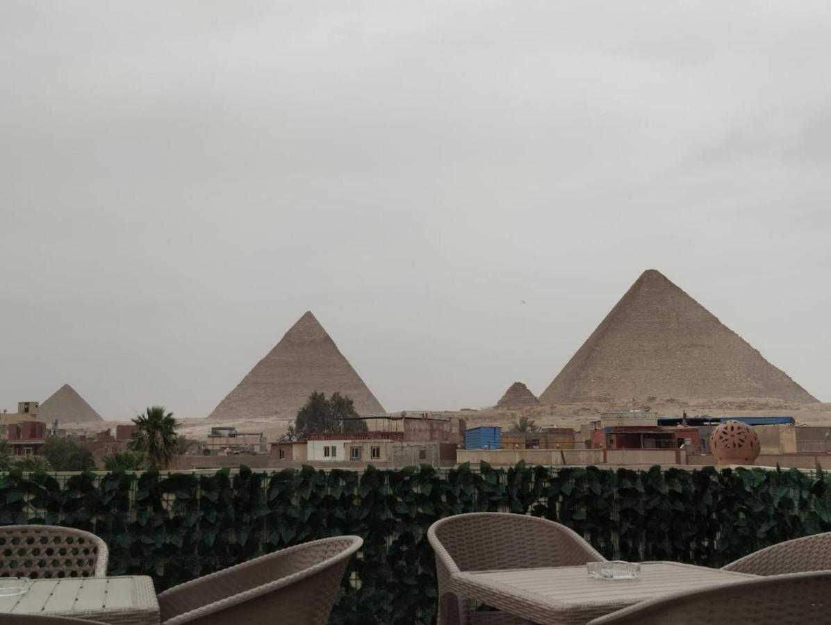 Three Golden Pyramids Bed and Breakfast El El Cairo Exterior foto