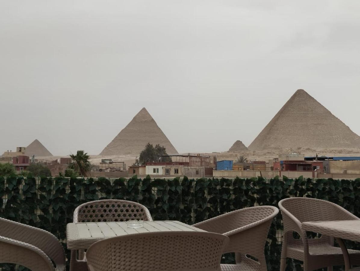 Three Golden Pyramids Bed and Breakfast El El Cairo Exterior foto